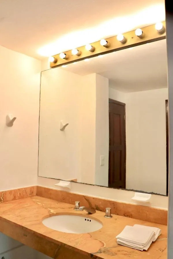 10 Avenue, 1 Min Walking To The 5 Av & Beach Suite 4 Playa del Carmen 0*,