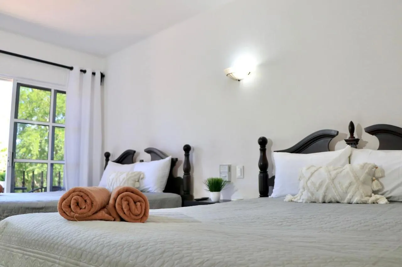 10 Avenue, 1 Min Walking To The 5 Av & Beach Suite 4 Playa del Carmen Mexico
