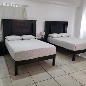 A Calle Del Ado 5ta Avenida פלאייה דל כרמן